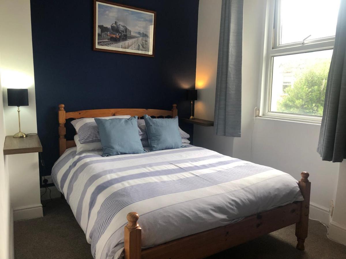 Brunswick House Bed and Breakfast Teignmouth Exteriör bild